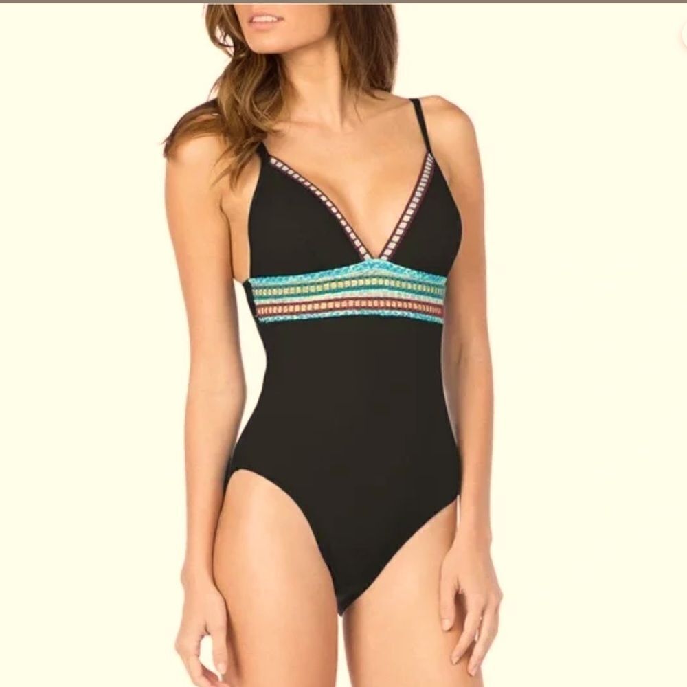 NWOT La Blanca Running Stitch One Piece Swimsuit